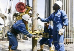 Despedidos 5 mil trabajadores petroleros