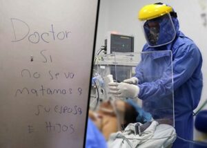 Identificados dos sospechosos de amenazas contra personal médico