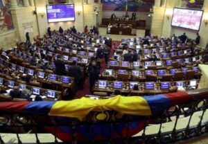 Pasará de 108 senadores a 66, y de 172 a 69 representantes a la Cámara.